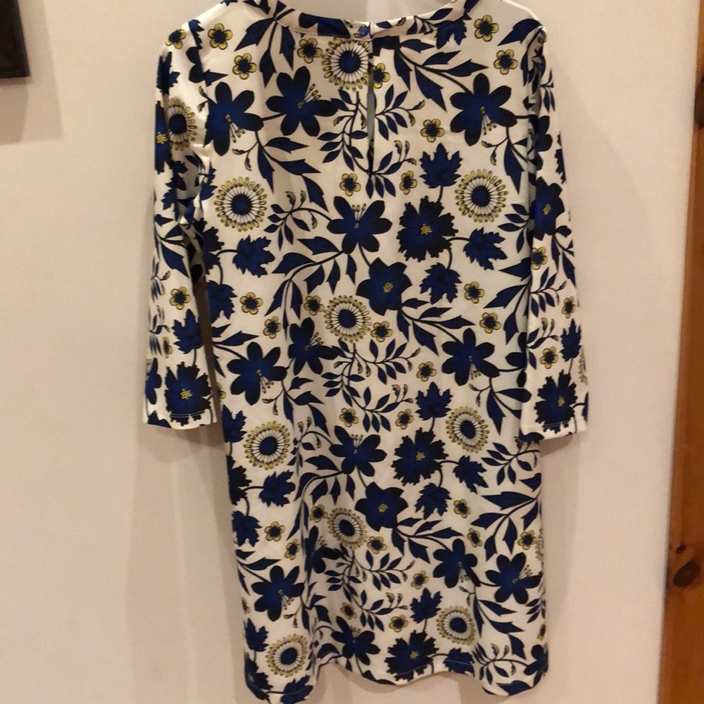 Blue/White Floral - Picture 2 of 2